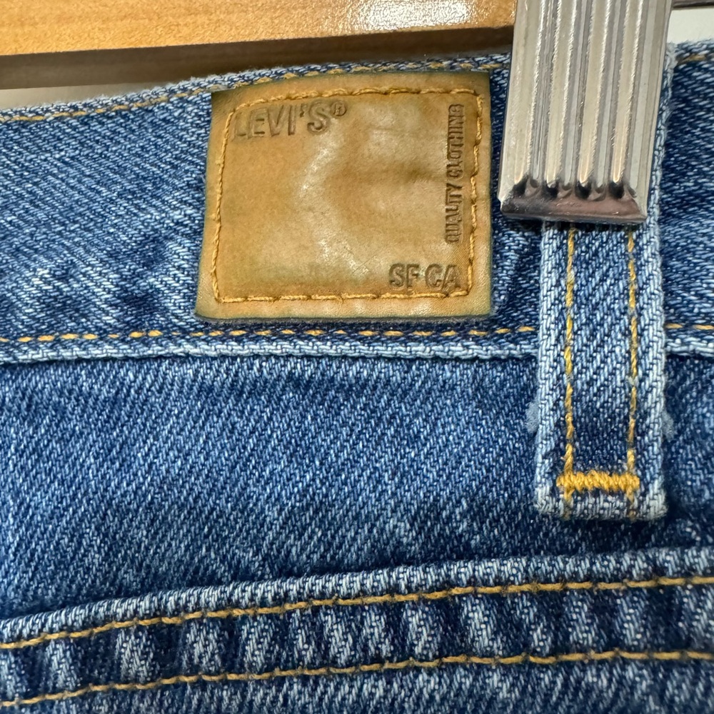 Levi's Girls Classic Blue Jean Shorts Size: 8 - Picture 6 of 7